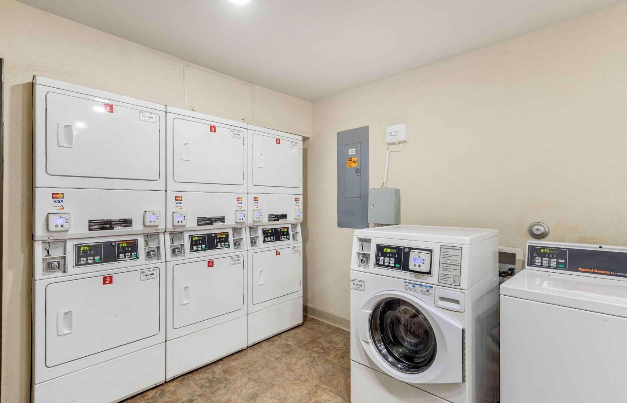 Extended Stay America Select Suites - Tuscaloosa Eksteriør bilde